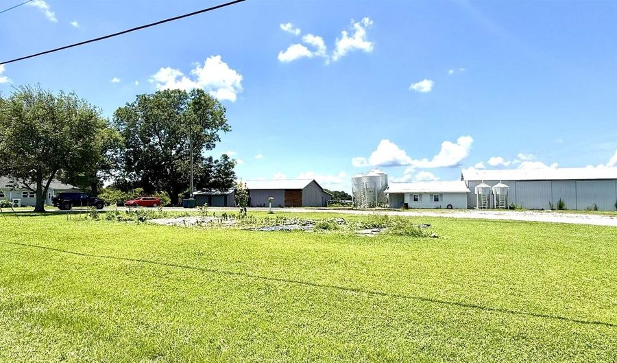 3027 Asbury Rd, Albertville, AL 35951 - 3 Beds, 2 Bath