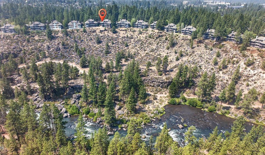 19717 SW Mount Bachelor Dr 323, Bend, OR 97702 - 2 Beds, 2 Bath