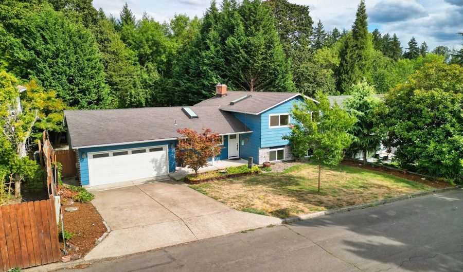 414 SW FRENWOOD Way, Beaverton, OR 97005 - 4 Beds, 3 Bath