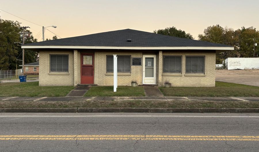 138 N Meridian St, Aberdeen, MS 39730 - 0 Beds, 0 Bath