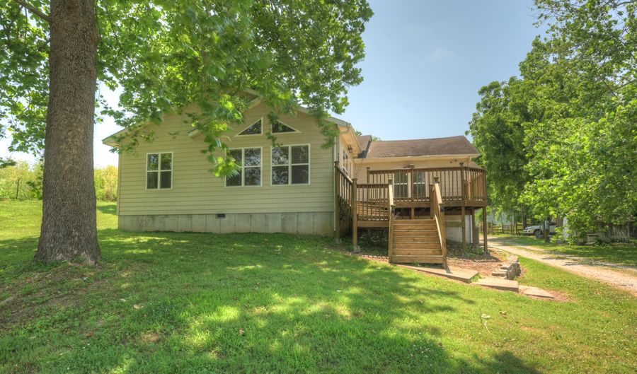 7634 Route EE, Anderson, MO 64831 - 3 Beds, 3 Bath