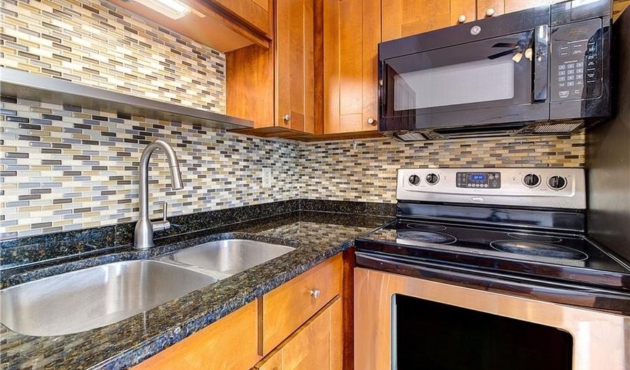 20 Zambarano Ave 202, North Providence, RI 02911 - 2 Beds, 1 Bath