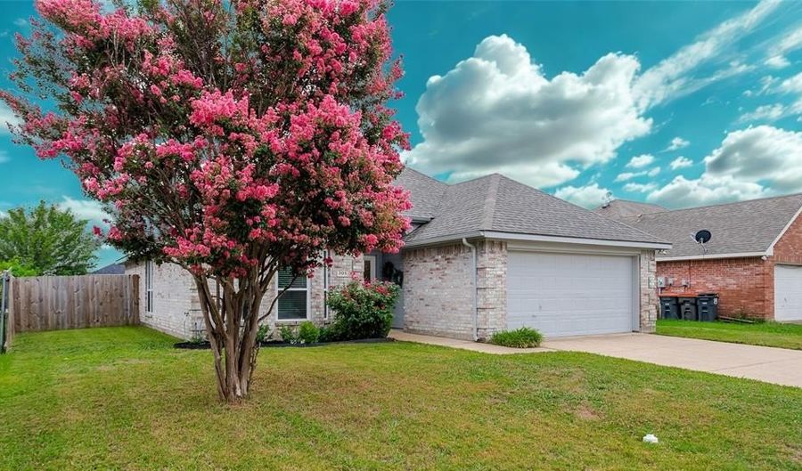 305 Ohara, Anna, TX 75409 - 3 Beds, 2 Bath