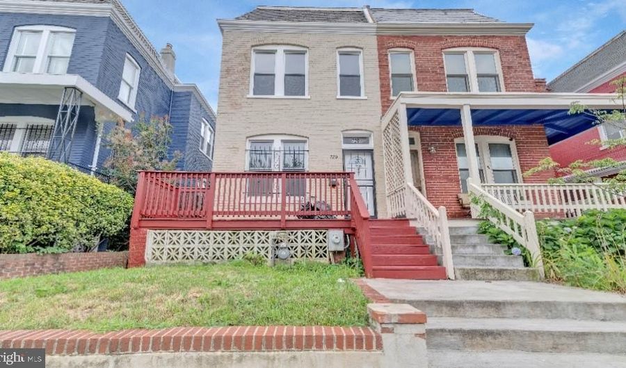 720 GRESHAM Pl NW, Washington, DC 20001 - 5 Beds, 3 Bath