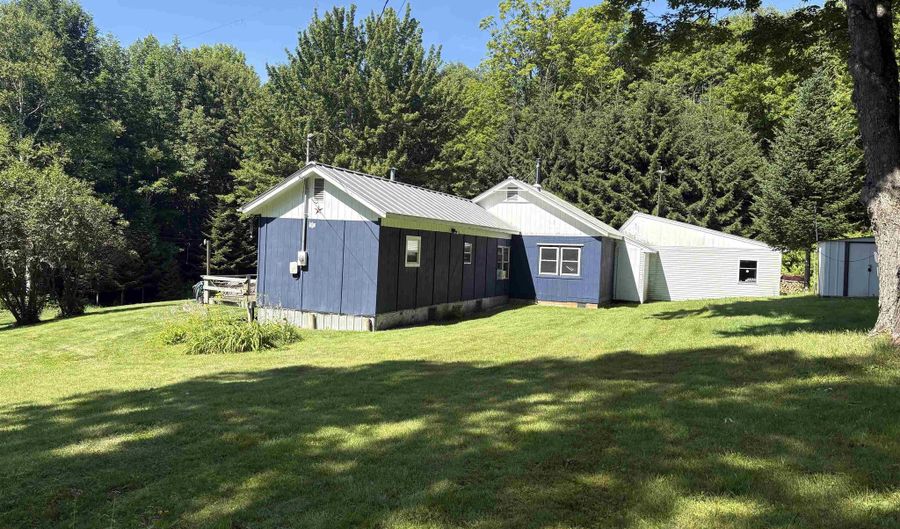 1608 Braintree Hill Rd, Braintree, VT 05060 - 2 Beds, 1 Bath