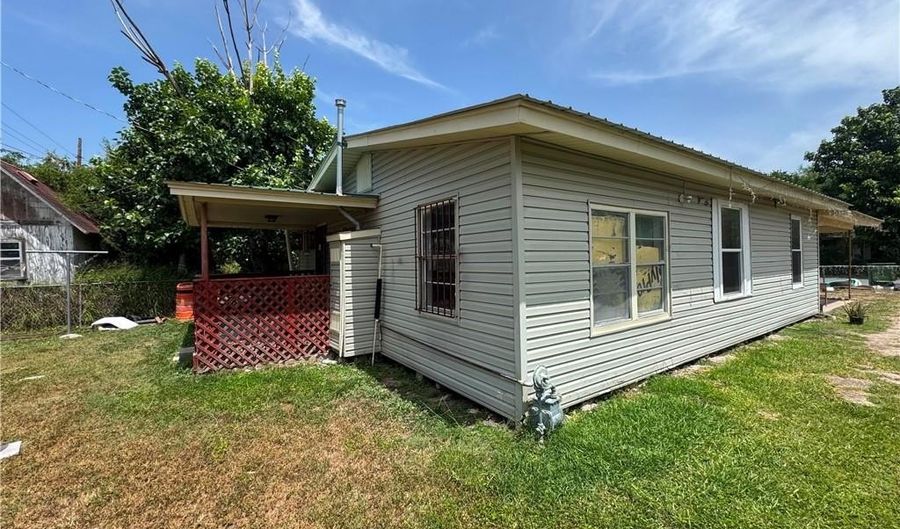 1135 Stensbo Ave, Alamo, TX 78516 - 3 Beds, 2 Bath