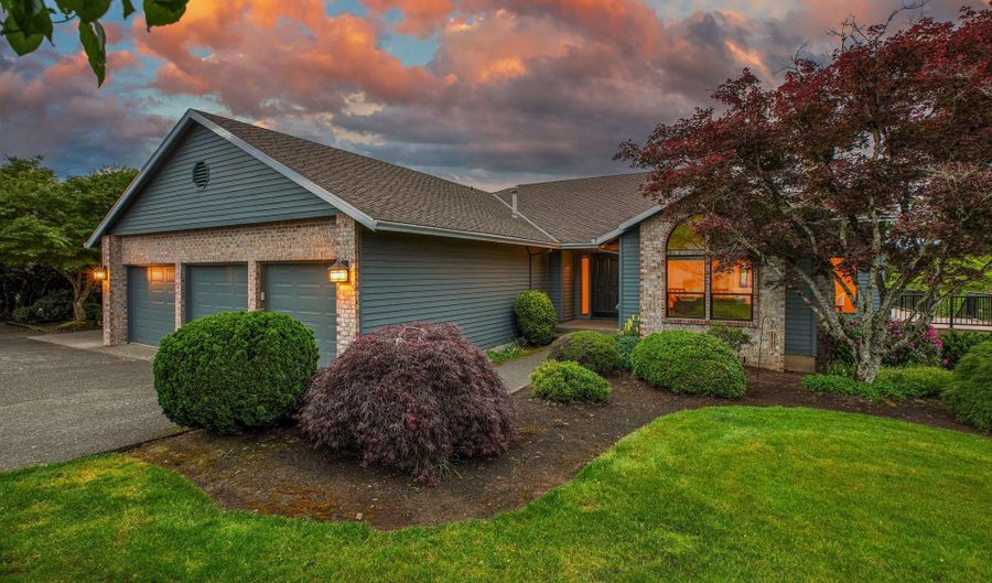 13521 SE LE ANN Ct, Boring, OR 97009 - 4 Beds, 3 Bath