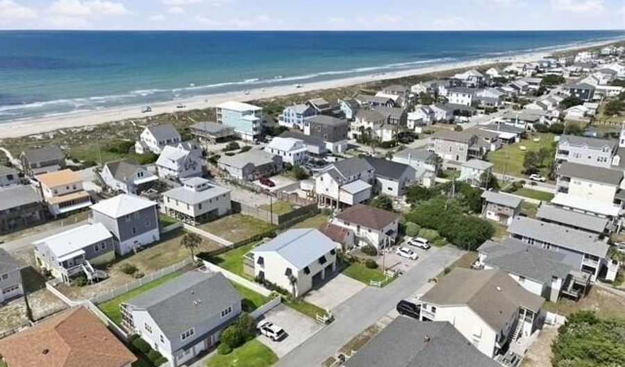 102 W Dobbs St, Atlantic Beach, NC 28512 - 4 Beds, 2 Bath