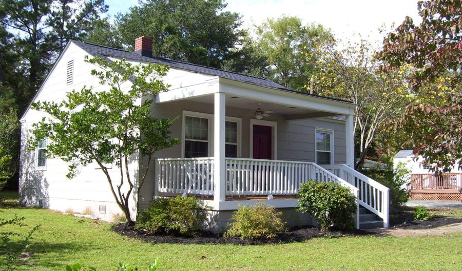 402 Sanborn St, Aberdeen, NC 28315 - 2 Beds, 1 Bath