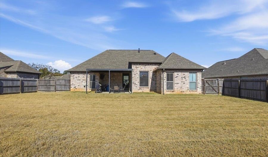 709 Parkdale Pl, Brandon, MS 39042 - 3 Beds, 2 Bath