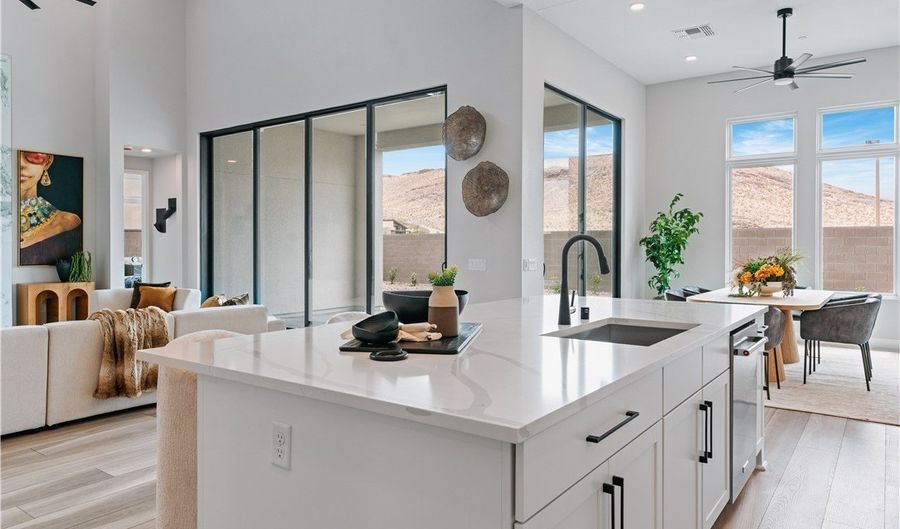 11173 Concord Valley Dr, Las Vegas, NV 89135 - 3 Beds, 3 Bath