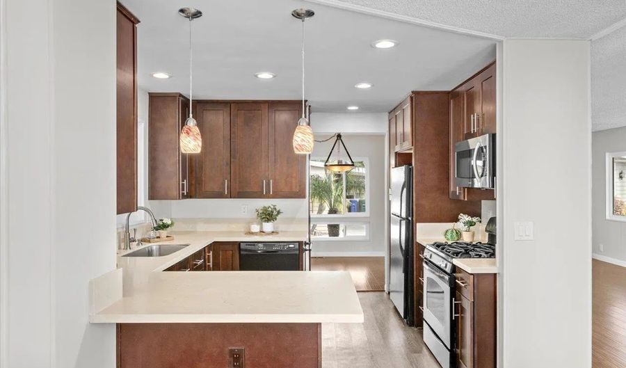 7305 San Bartolo St 374, Carlsbad, CA 92011 - 2 Beds, 2 Bath