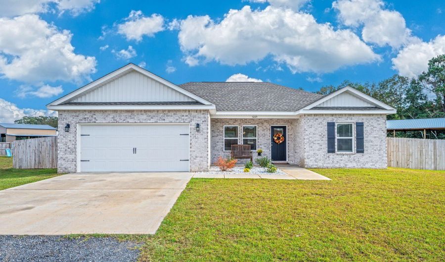 5225 Griffith Mill Rd, Baker, FL 32531 - 3 Beds, 2 Bath