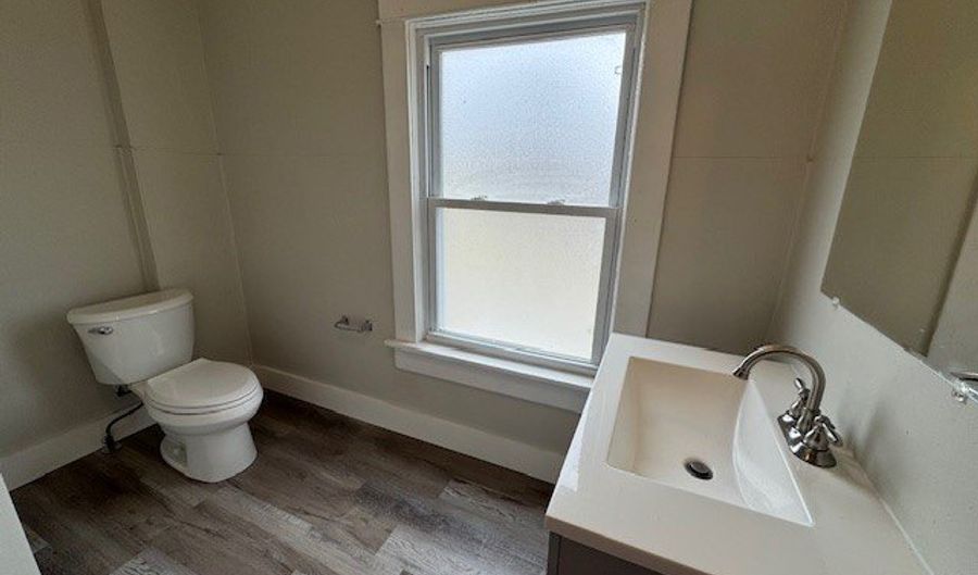 1166 Bellows St, Akron, OH 44301 - 3 Beds, 1 Bath