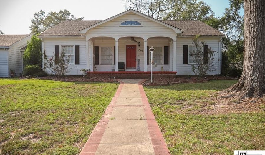 2070 HAZEL St, Arcadia, LA 71001 - 3 Beds, 2 Bath
