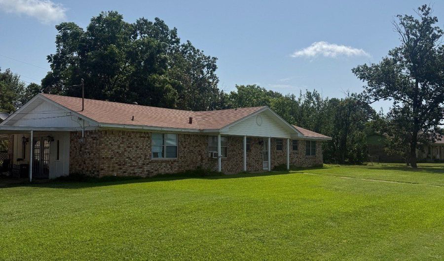560 Locust, Ashdown, AR 71822 - 0 Beds, 0 Bath