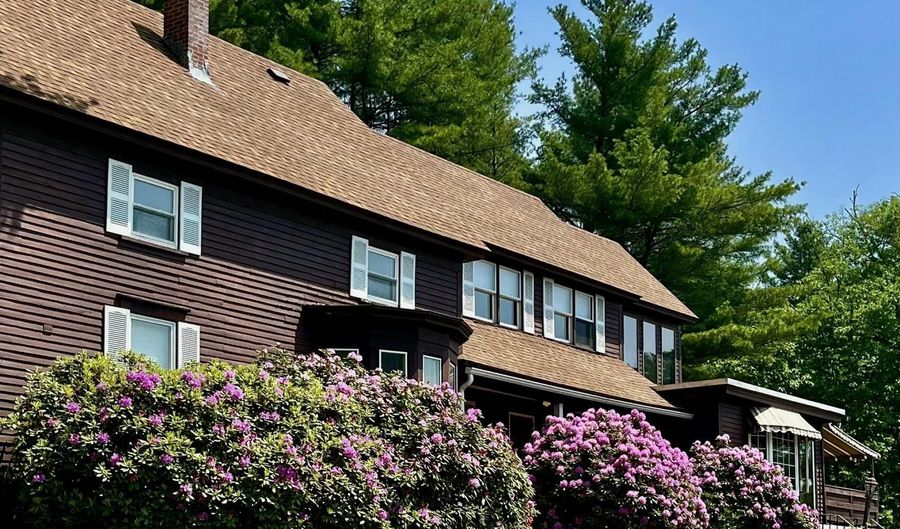 119 W Auburn Rd, Auburn, ME 04210 - 3 Beds, 3 Bath