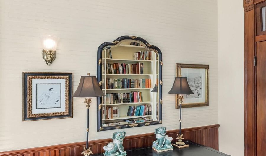 1909 Cedardale Ave, Baton Rouge, LA 70808 - 2 Beds, 1 Bath