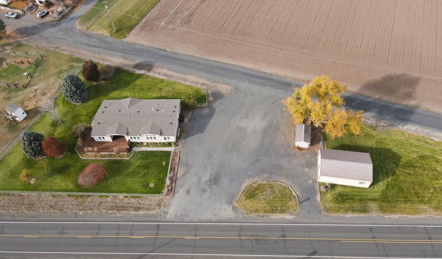 2640 Market St, Bonanza, OR 97623 - 4 Beds, 3 Bath