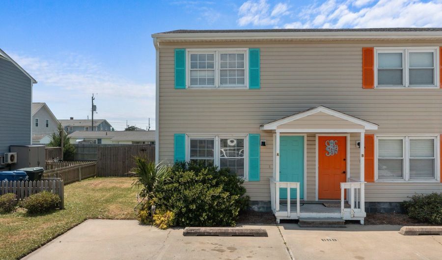 119 Center Dr Ua (1), Atlantic Beach, NC 28512 - 2 Beds, 2 Bath