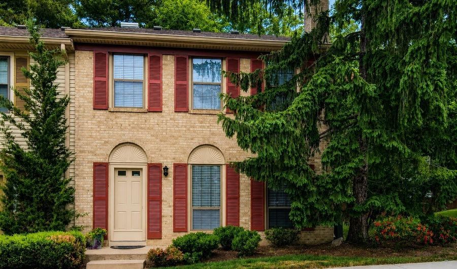 76 Bradford Ct, Aberdeen, NJ 07747 - 3 Beds, 3 Bath