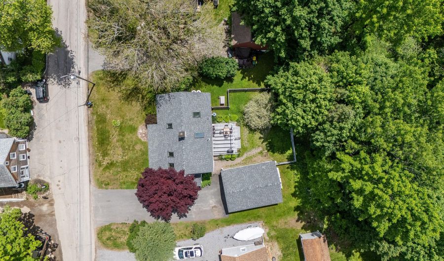 1486 Washington St, Bath, ME 04530 - 4 Beds, 2 Bath