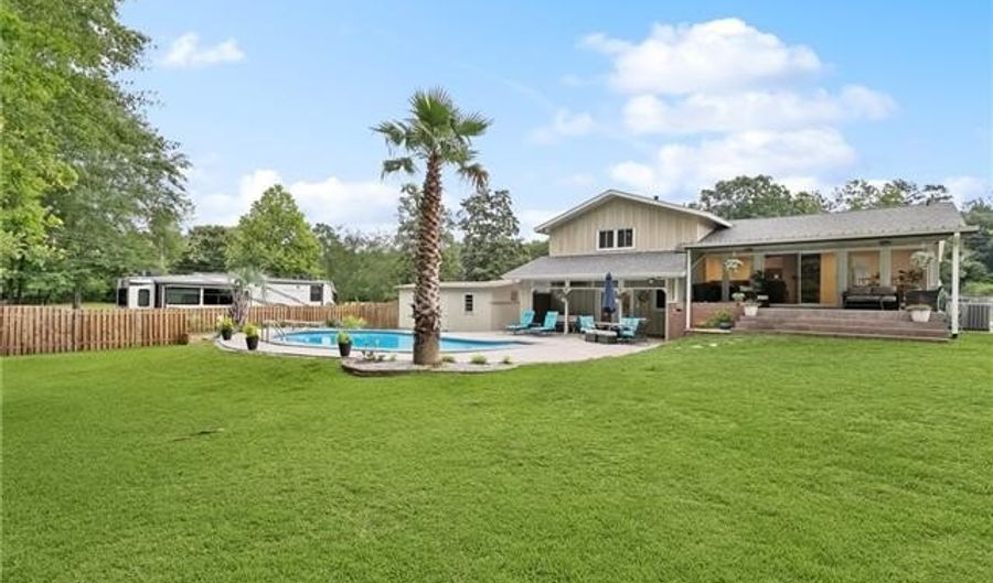 1702 LOUIS Ln, Bogalusa, LA 70427 - 4 Beds, 3 Bath