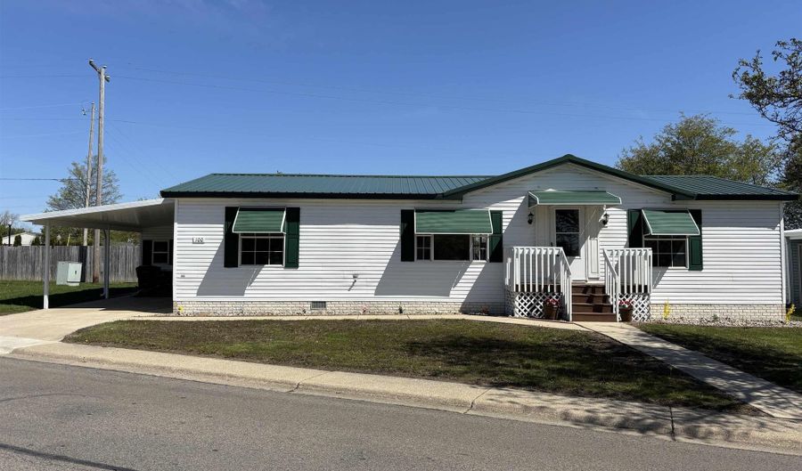 100 Red River Dr, Adrian, MI 49221 - 3 Beds, 2 Bath