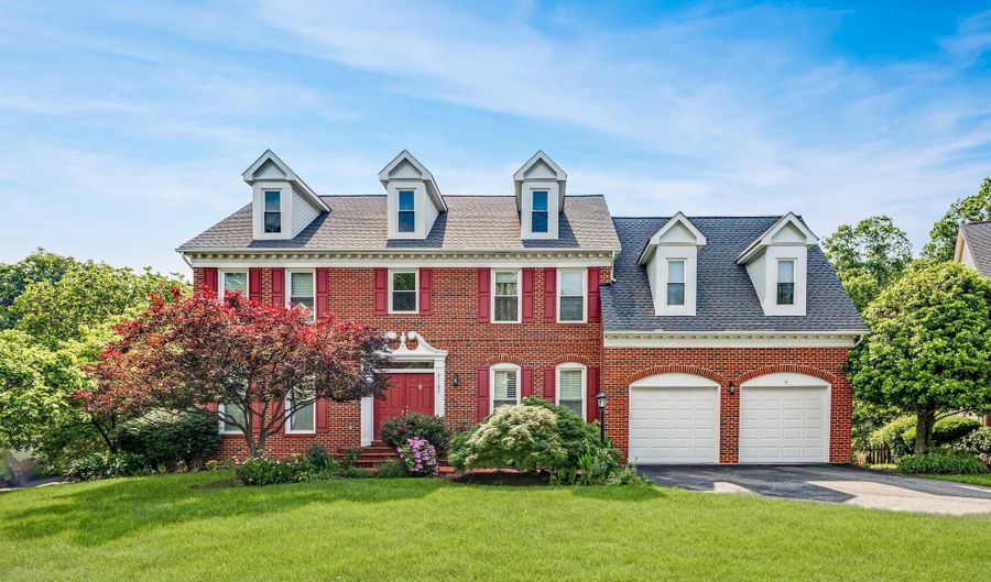 21102 RAINTREE Ct, Ashburn, VA 20147 - 5 Beds, 4 Bath