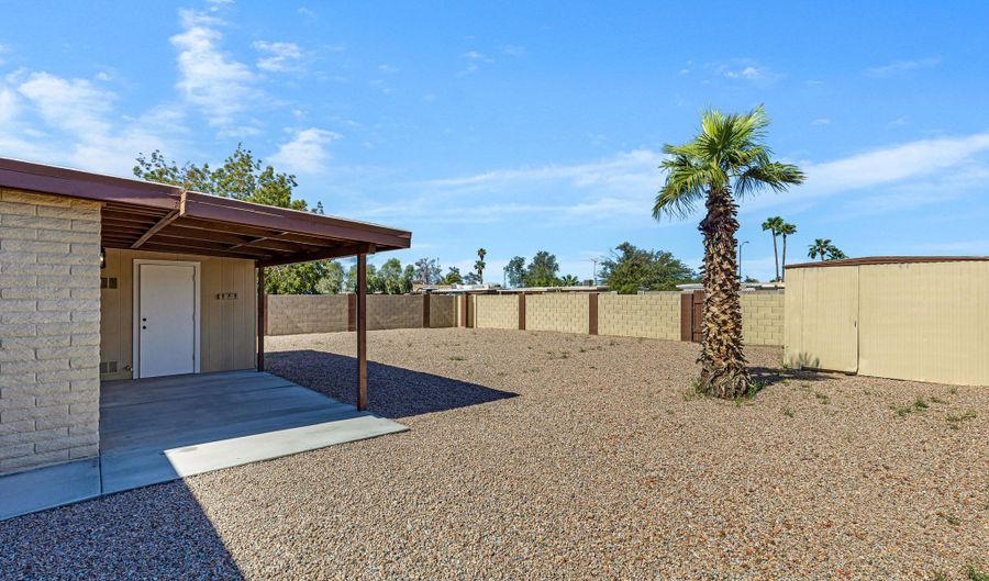 414 E CHOLLA St, Casa Grande, AZ 85122 - 3 Beds, 2 Bath