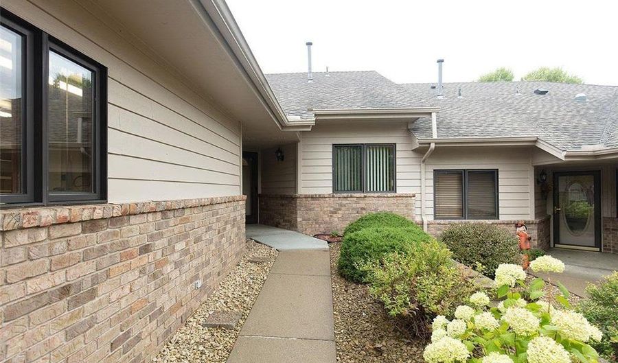 14387 Embassy Way, Apple Valley, MN 55124 - 3 Beds, 3 Bath