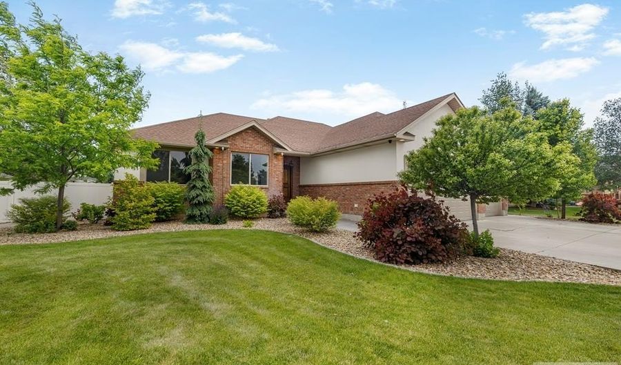 3678 E Clearfield Ln, Ammon, ID 83406 - 7 Beds, 4 Bath