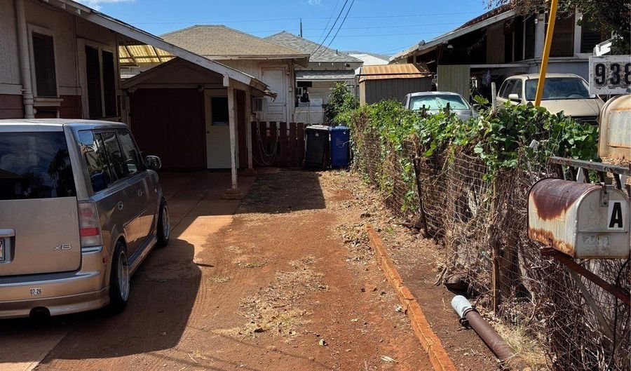 938 10th Ave B-1, Honolulu, HI 96816 - 2 Beds, 1 Bath