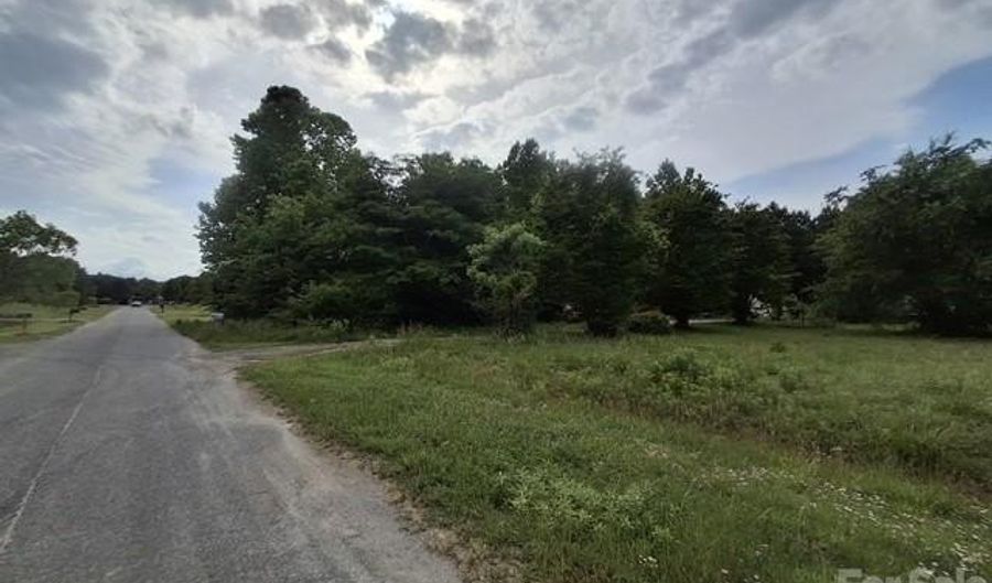 890 Snohan Rd, Ayden, NC 28513 - 3 Beds, 2 Bath