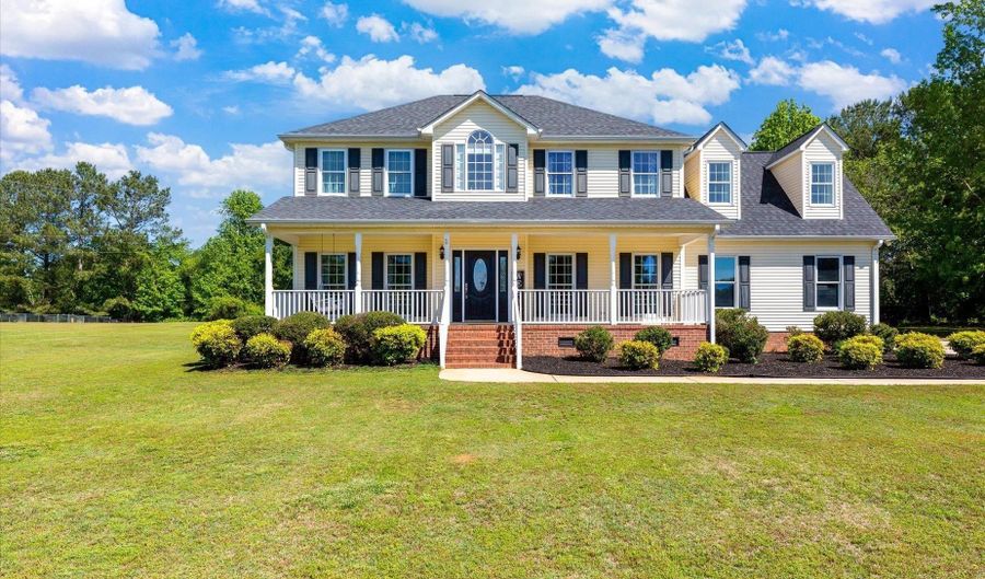 205 Pebble Brook Ln, Belton, SC 29627 - 3 Beds, 3 Bath