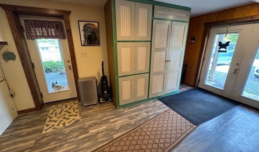 827 Wolf Creek Ln, Appomattox, VA 24522 - 3 Beds, 3 Bath