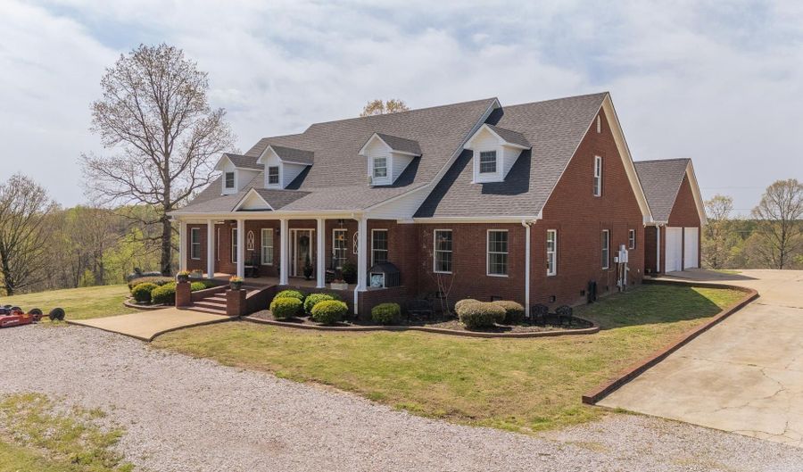 1070 GOOD HOPE CHURCH, Adamsville, TN 38310 - 4 Beds, 3 Bath