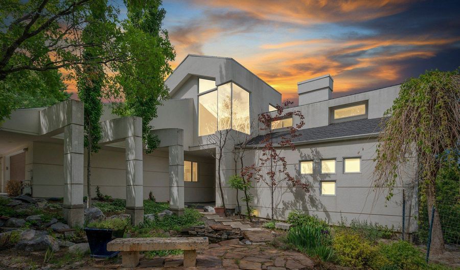 276 S 600 E, Alpine, UT 84004 - 6 Beds, 6 Bath