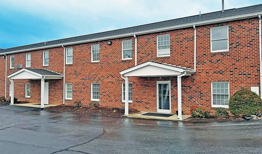 230 Charwood Dr Suite E, Abingdon, VA 24210 - 0 Beds, 0 Bath