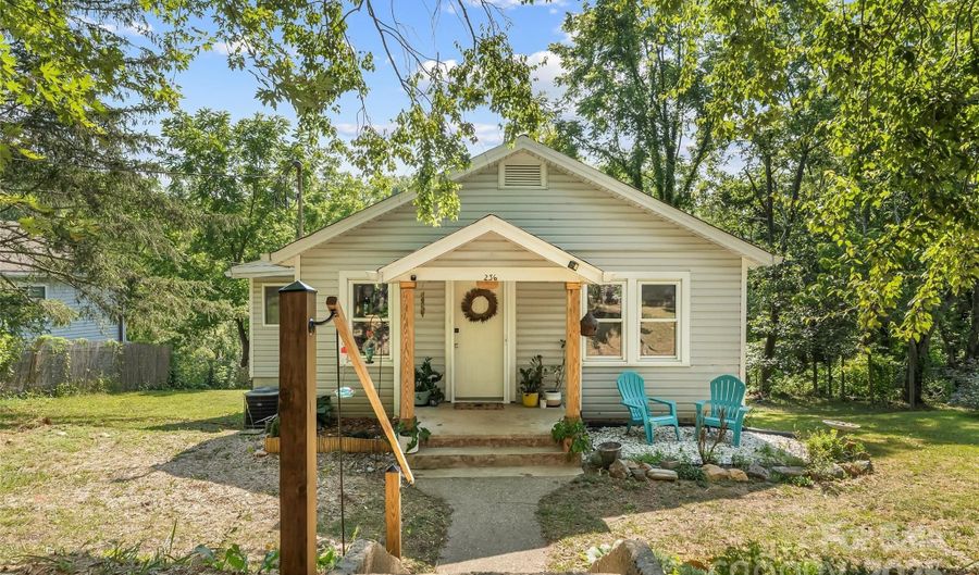 236 Brickyard Rd, Asheville, NC 28806 - 2 Beds, 1 Bath