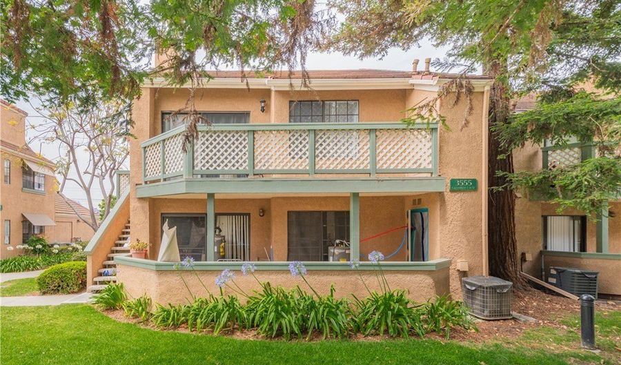 3555 W Greentree Cir D, Anaheim, CA 92804 - 2 Beds, 2 Bath