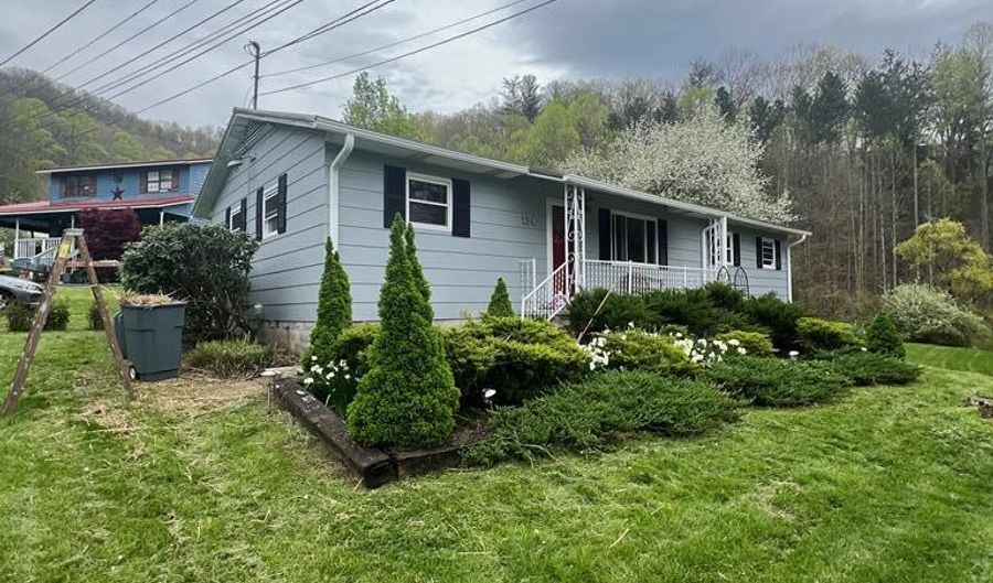 164 MAPLE Ln, Clear Fork, WV 24822 - 3 Beds, 1 Bath