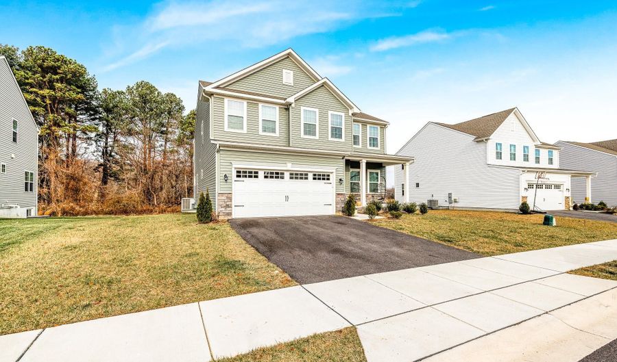 120 CRESCITA Ln, Clayton, DE 19938 - 4 Beds, 4 Bath