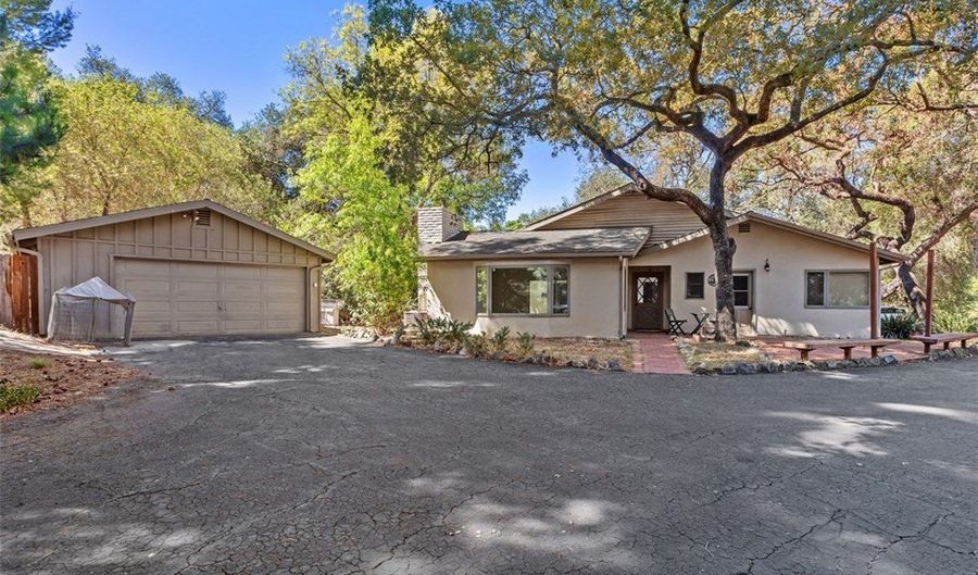 39150 Daily Rd, Fallbrook, CA 92028 - 3 Beds, 3 Bath
