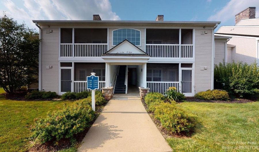 2795 S Knightsbridge Cir, Ann Arbor, MI 48105 - 2 Beds, 2 Bath