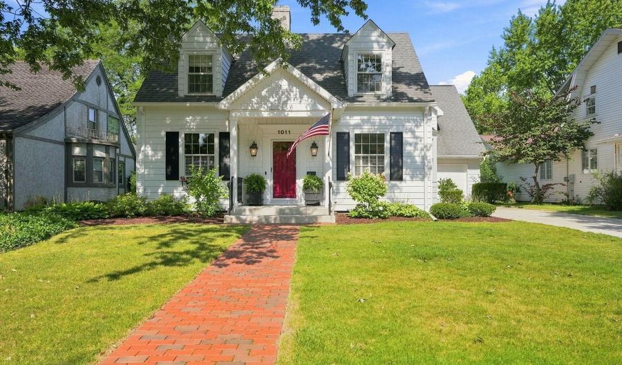 1011 Midway Dr, Auburn, IN 46706 - 4 Beds, 4 Bath