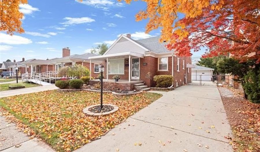 8928 Becker Ave, Allen Park, MI 48101 - 3 Beds, 2 Bath