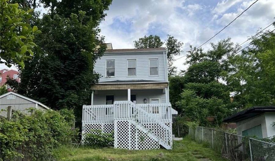 2604 Burham St, Airville, PA 15203 - 2 Beds, 1 Bath