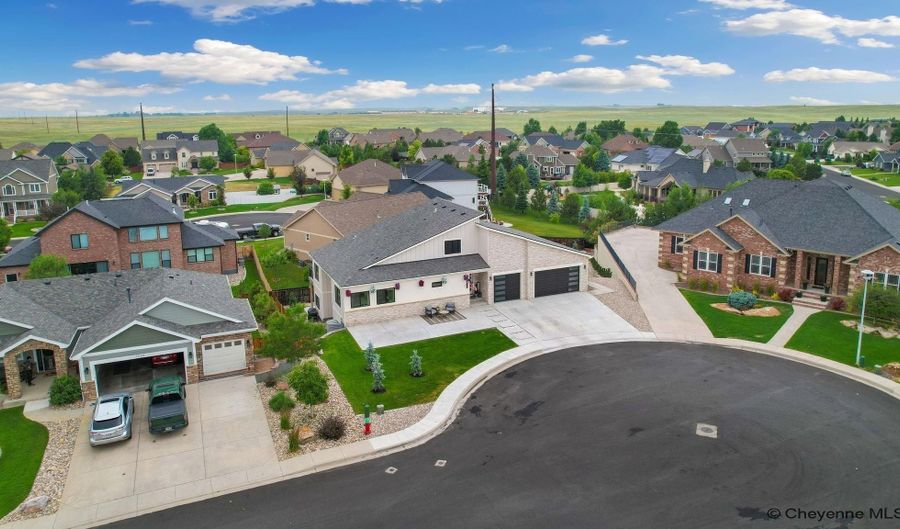 7536 JESSICA Dr, Cheyenne, WY 82009 - 6 Beds, 4 Bath