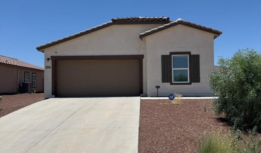 7942 S JOHN JACOB ASTOR Ave, Casa Grande, AZ 85193 - 4 Beds, 2 Bath